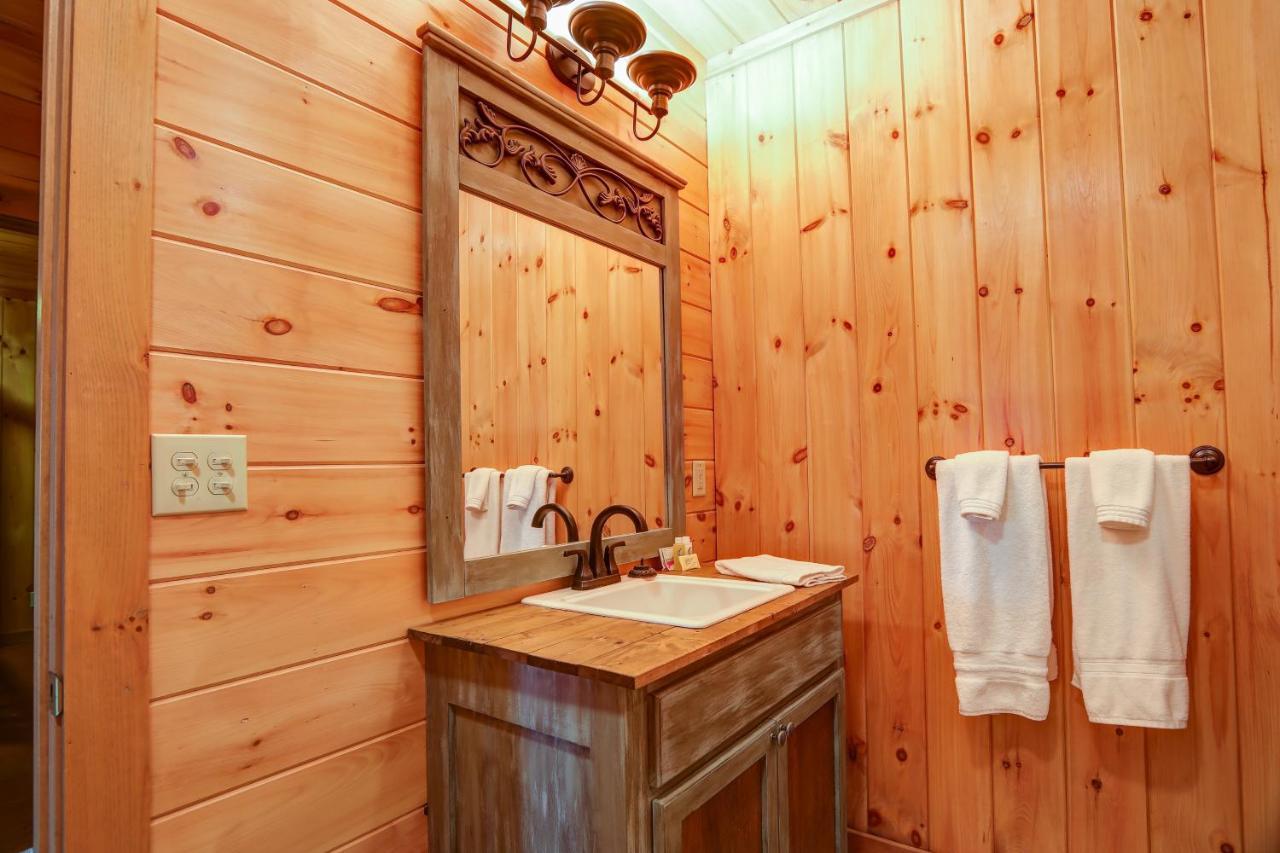 Bear Naked Bungalow Блу-Ридж Экстерьер фото